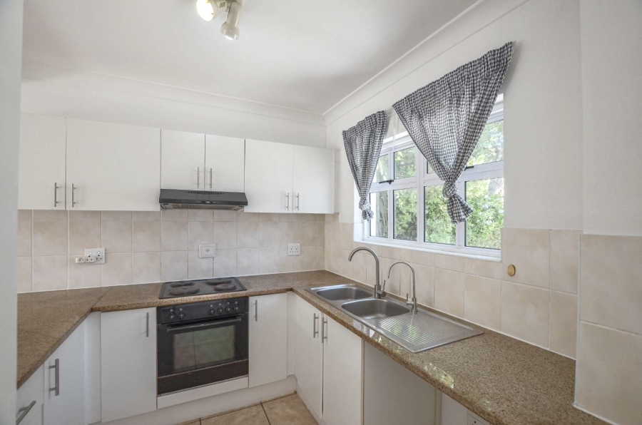 To Let 3 Bedroom Property for Rent in Parklands Western Cape